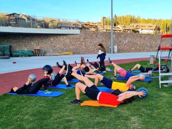 Jetzt im Juli & August: Sommerfit mit Arenafitness!