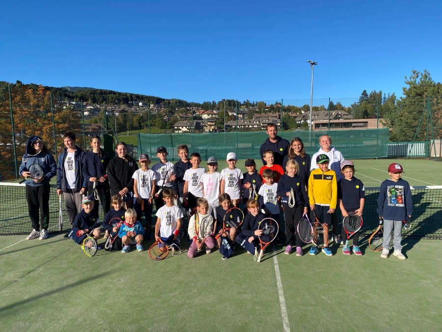 Erfolgreiches Kinder-Abschlussturnier des Ritten Sport Tennis